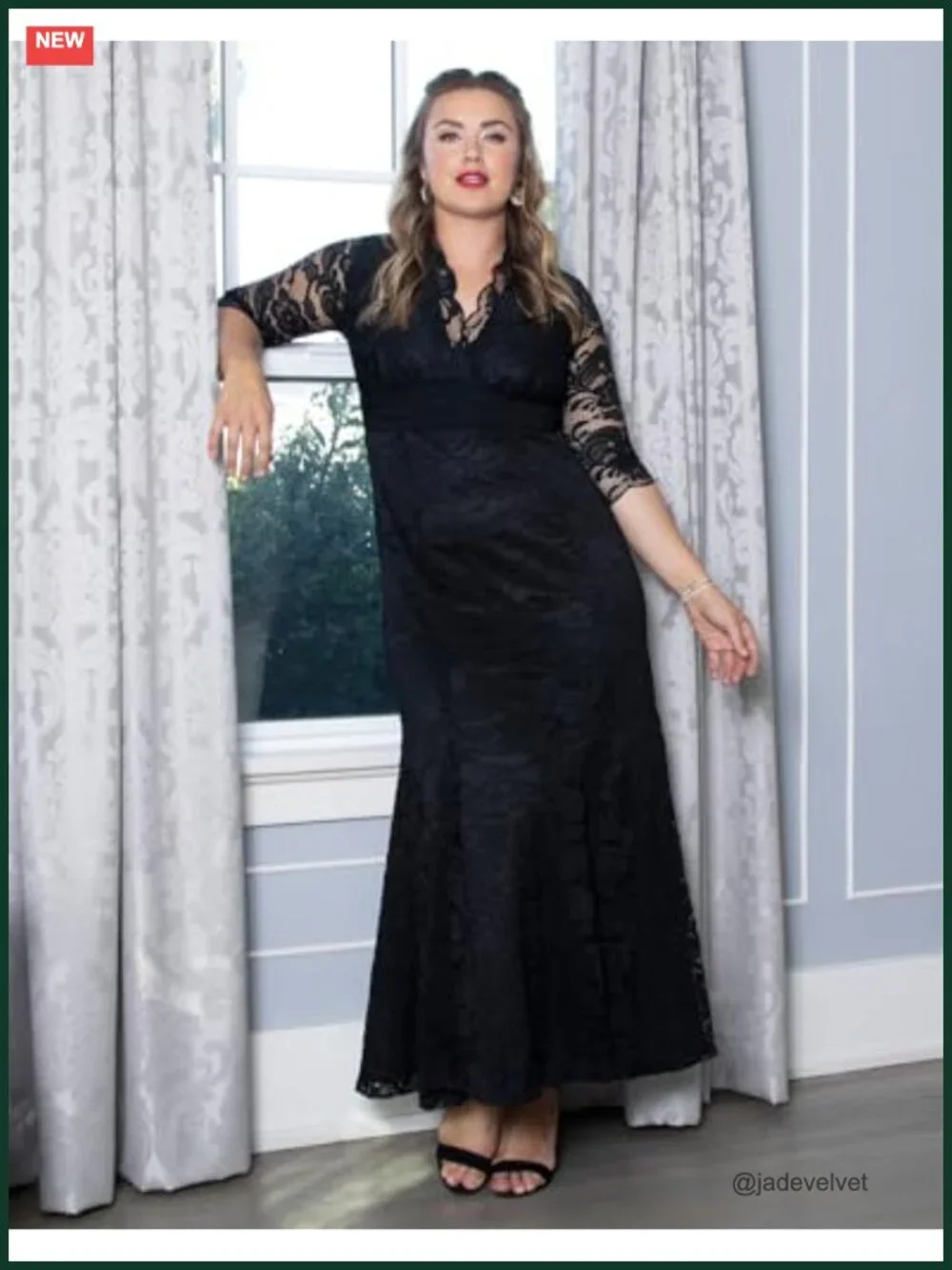 Plus Size Lace Evening Gown Fit & Flare Black-Tie Formal Dress